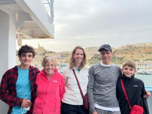 PHOTO-2022-04-26-20-26-21 7